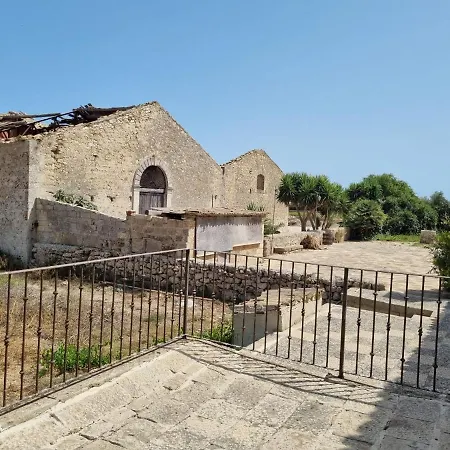 Il Casale Appartament & Rooms Nelle Campagne Di Pachino Pachino