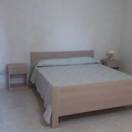 Il Casale Appartament & Rooms Nelle Campagne Di Pachino Vendégház *