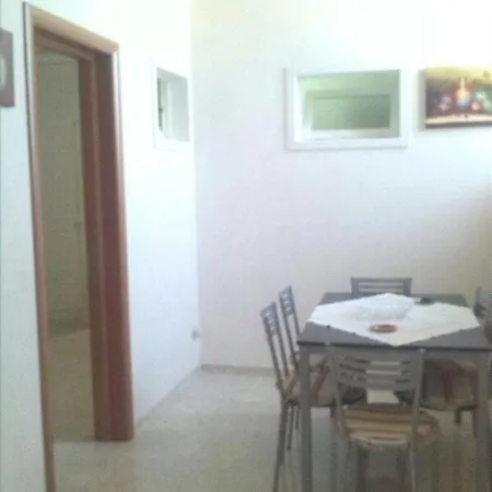 Il Casale Appartament & Rooms Nelle Campagne Di Pachino Vendégház *